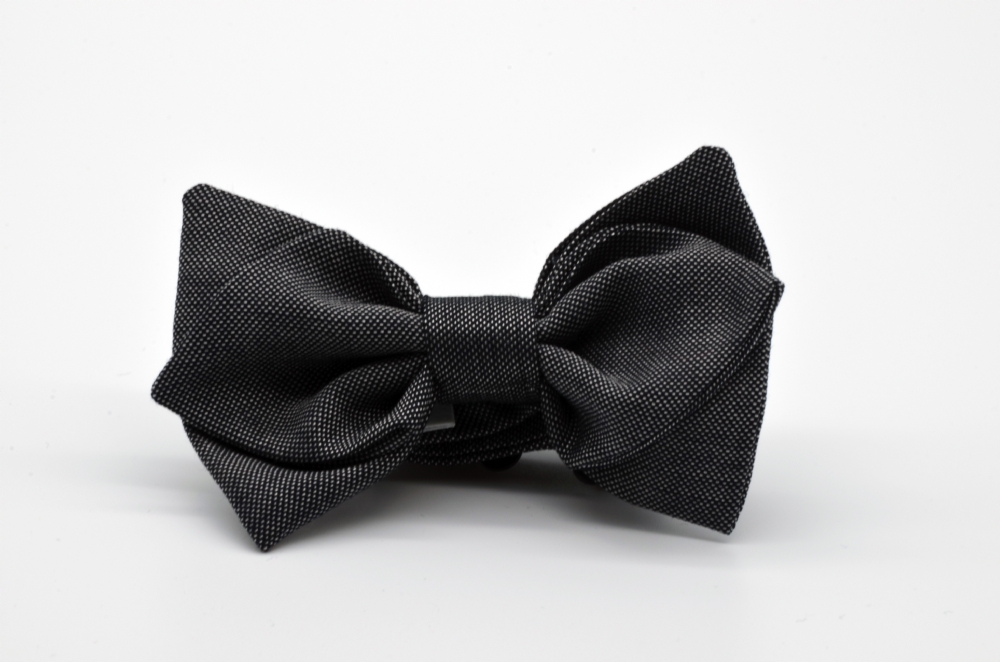 Bird’s Eye Charcoal Grey Diamond Point Boy’s Bow Tie : 1