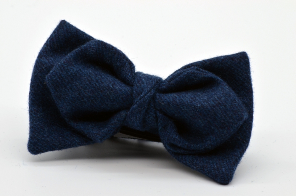 Arsenic Blue Diamond Point with a Twist Boy’s Bow Tie : 1