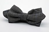Black and White Prince de Galles Assymetrical Diamond Point Bow Tie : 1